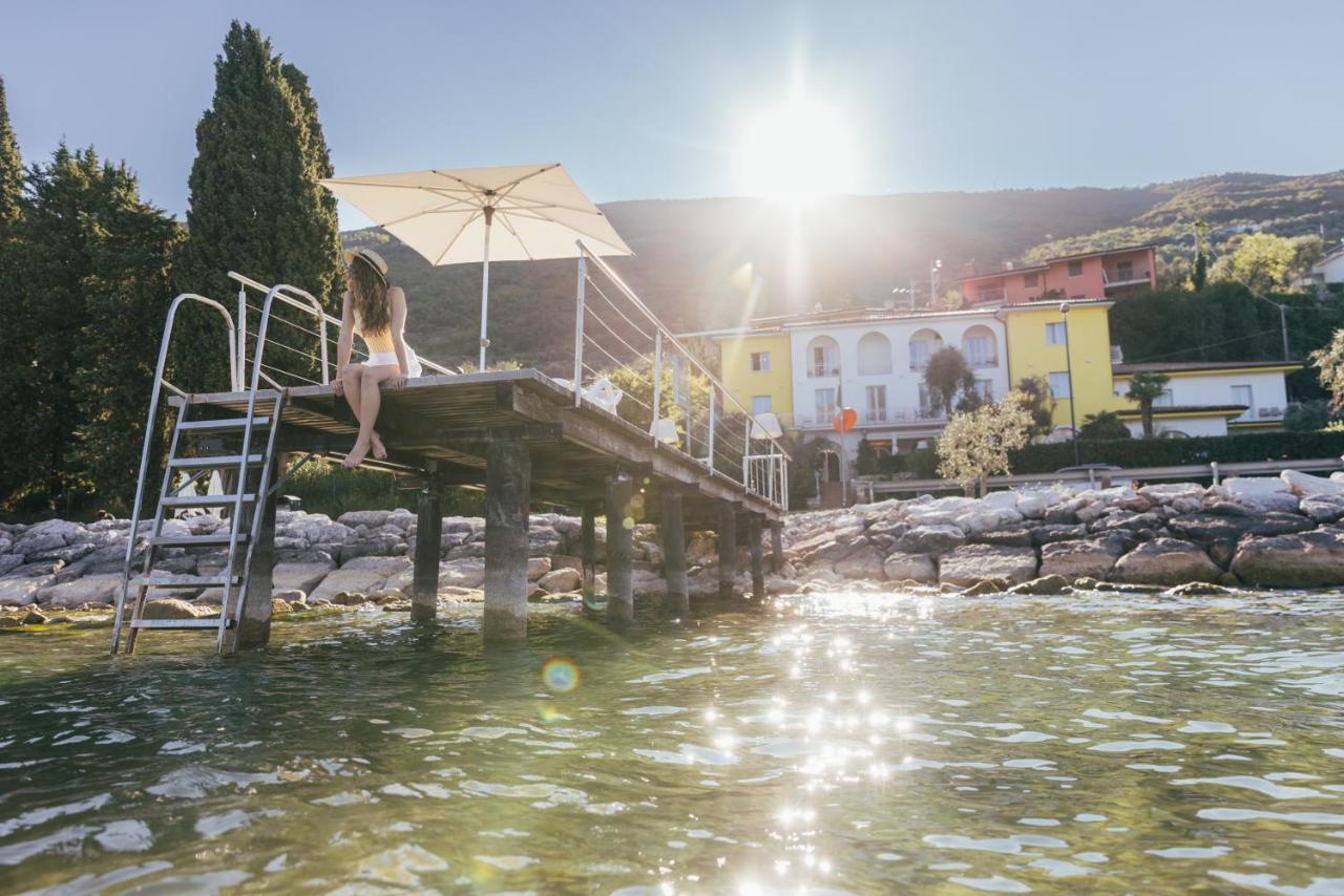 Hotel Orione - Lake Front Hotel برنزوني سول جاردا المظهر الخارجي الصورة