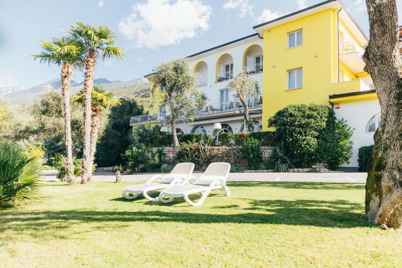 Hotel Orione - Lake Front Hotel برنزوني سول جاردا المظهر الخارجي الصورة