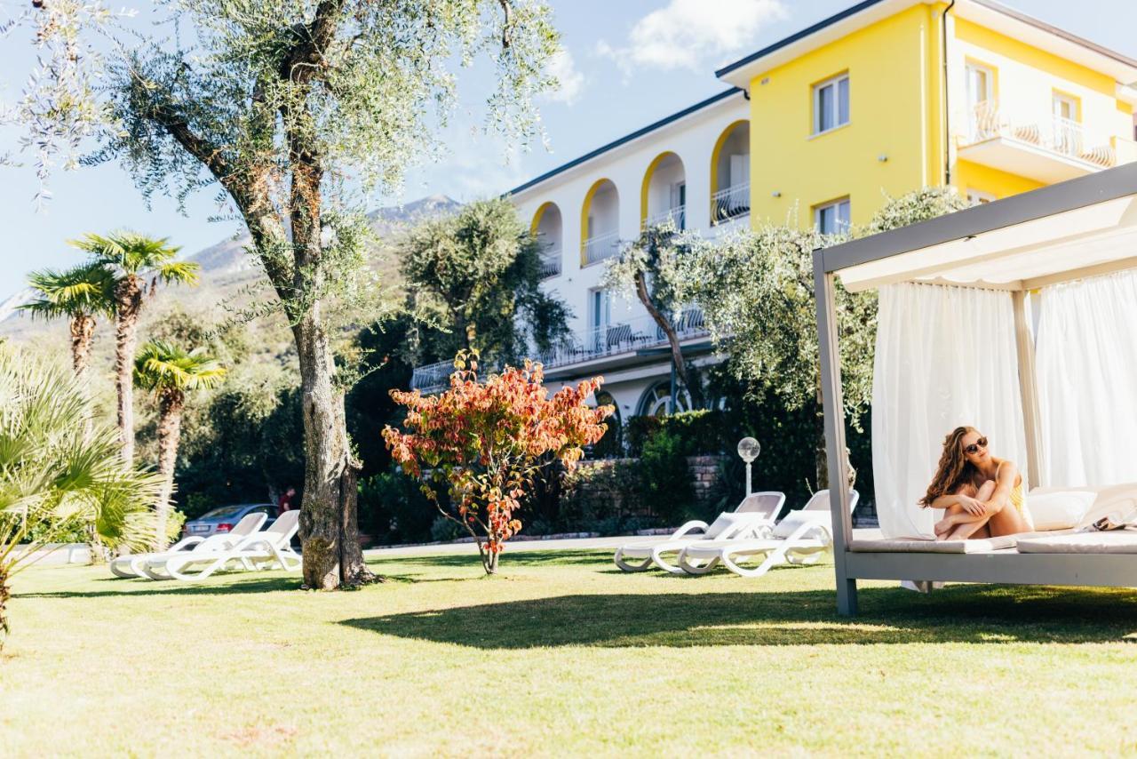 Hotel Orione - Lake Front Hotel برنزوني سول جاردا المظهر الخارجي الصورة